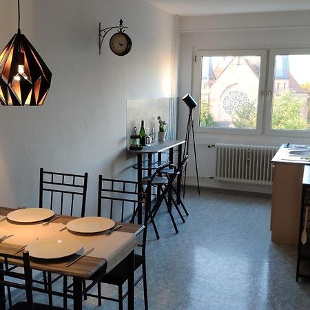 ZEN Apartments - Geräumig für 4 - Zentral - Balkon - Netflix Karlsruhe Exterior foto